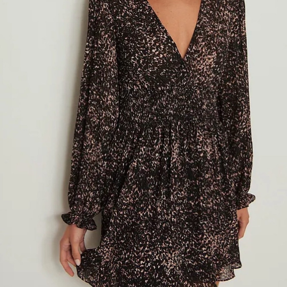 Black & Pink Printed V-Neck Long Sleeve Mini Dress